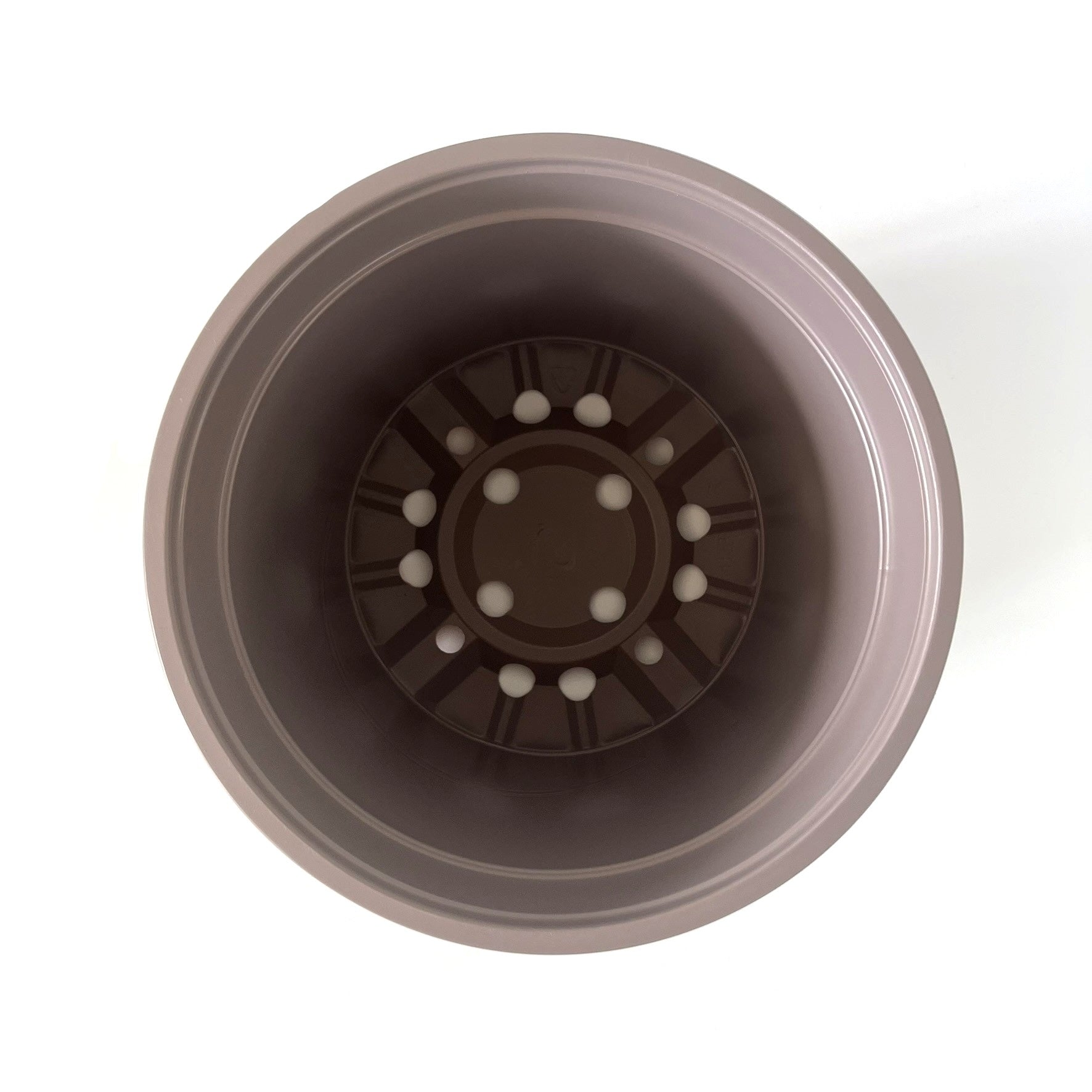 225mm nursery pot in white from above