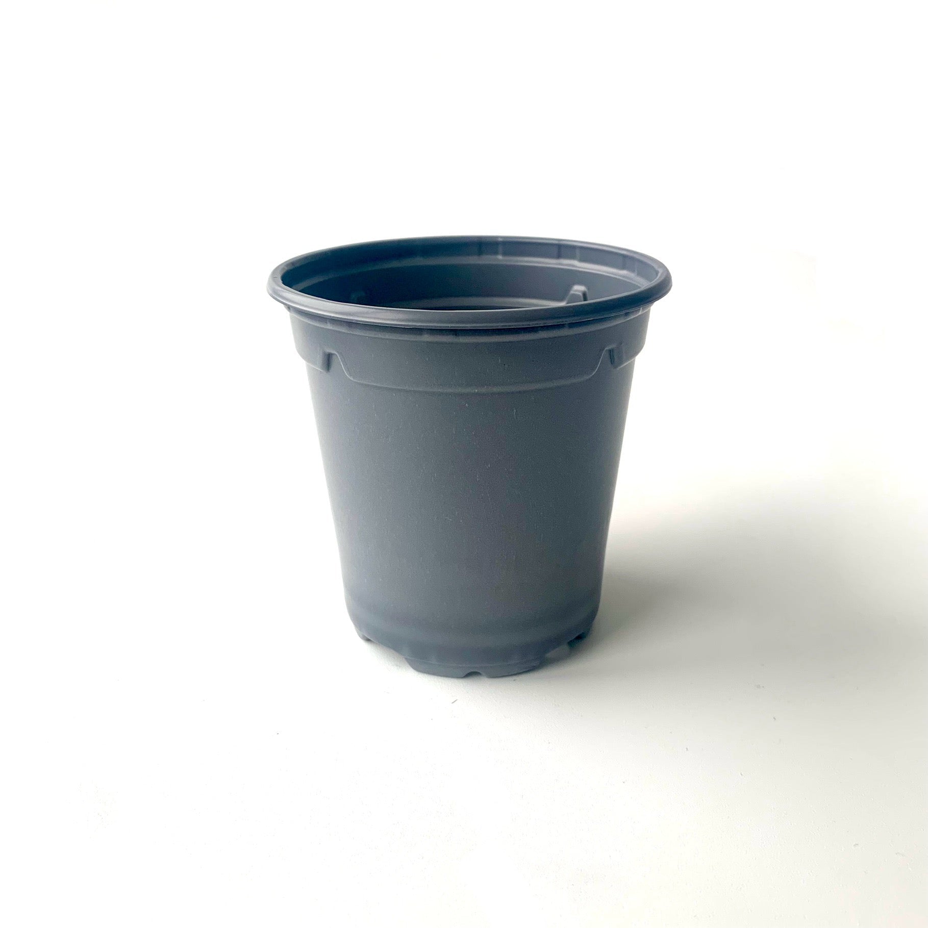 90mm tall grey plastic plant pot